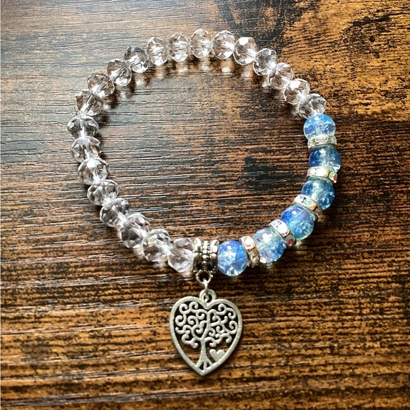 Bracelets - Picture 4 of 4